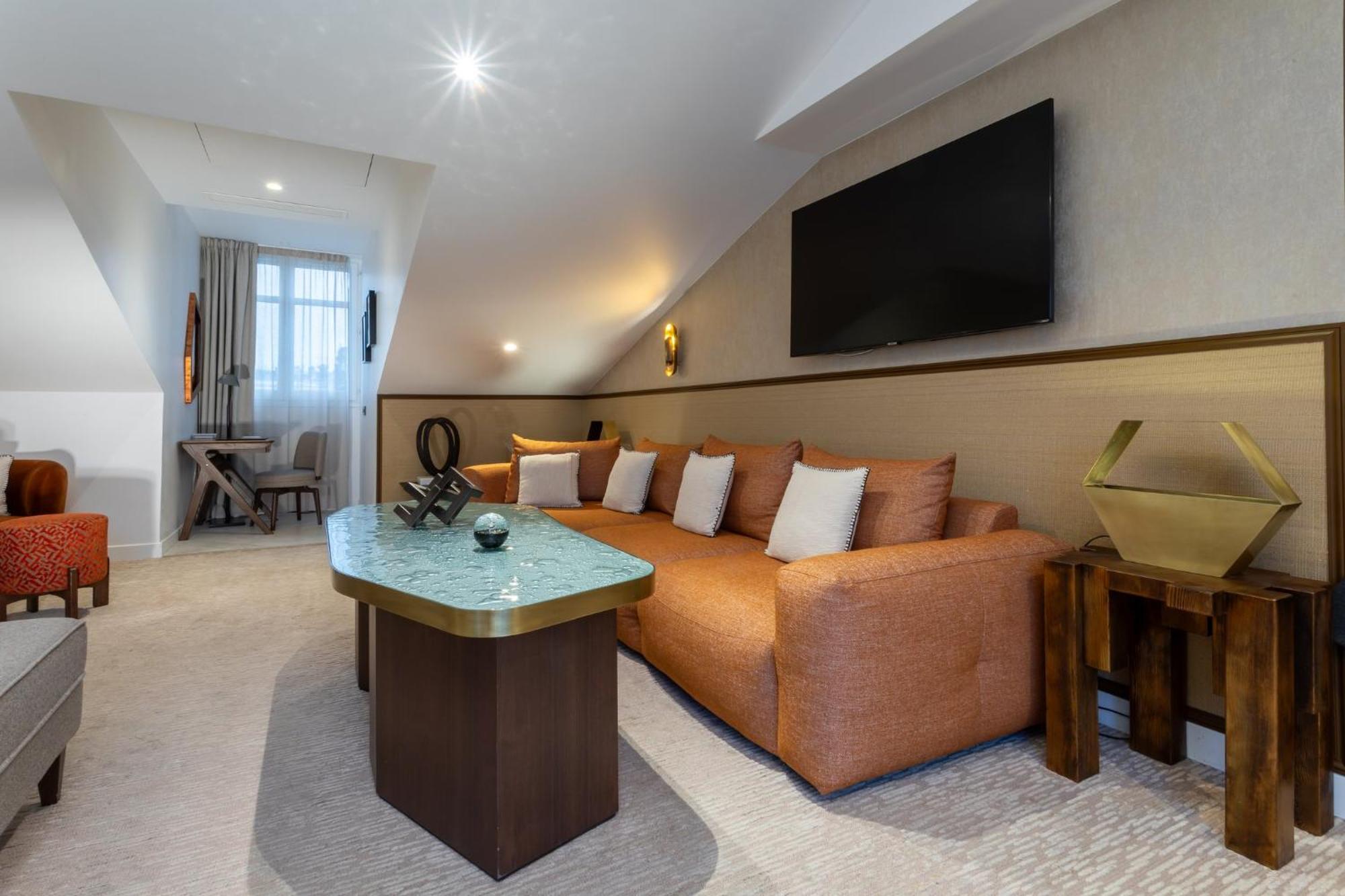 Intercontinental Paris Champs Elysees Etoile By Ihg Екстериор снимка